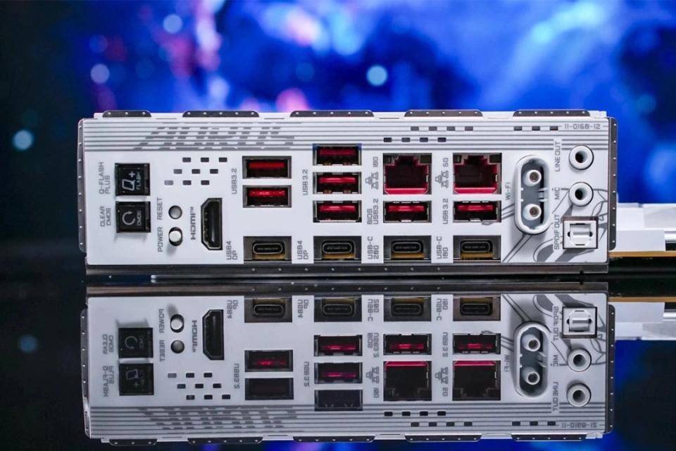 X3D系列主板免费提升游戏性能开元棋牌高端主板“模范生”技嘉(图3) X3D系列主板免费提升游戏性能开元棋牌高端主板“模范生”技嘉(图3)