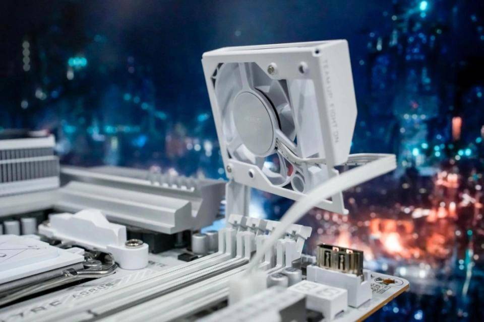 X3D系列主板免费提升游戏性能开元棋牌高端主板“模范生”技嘉(图11)